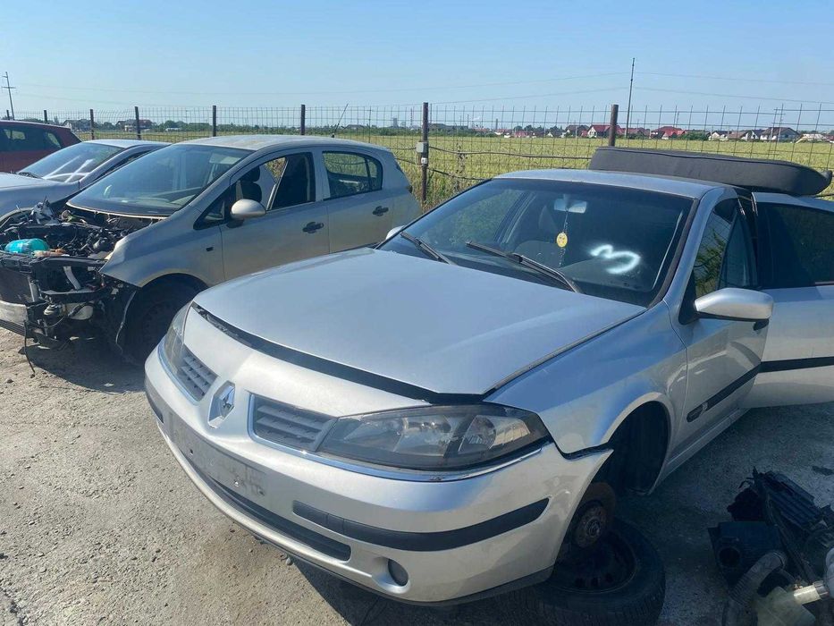 renault laguna 2 facelift vand bara fata capota faruri usi etc