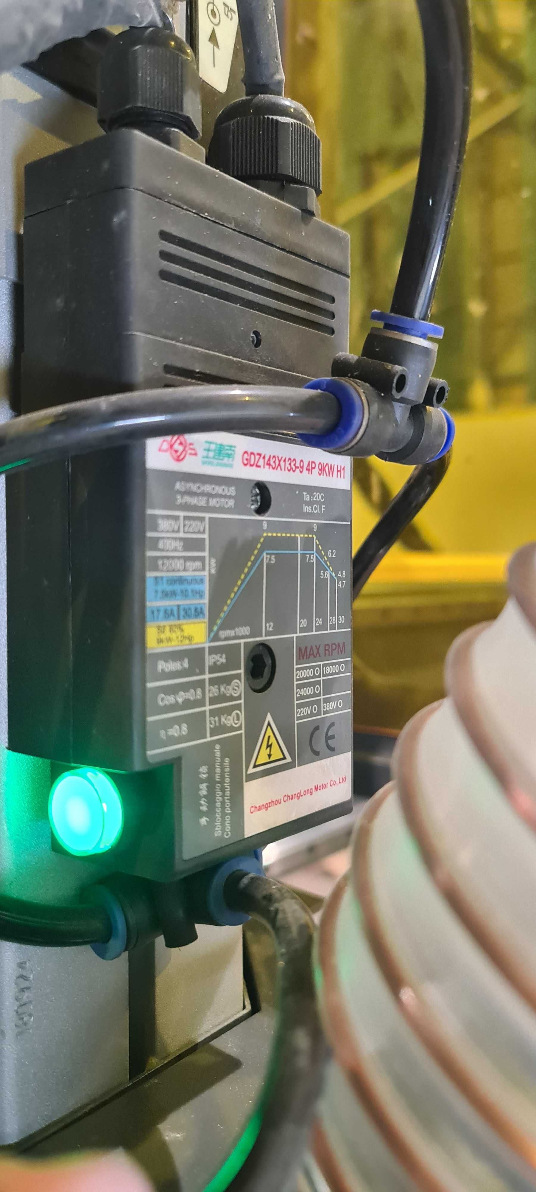 Router CNC Radecal Spartan ATC 9kW mana a doua garanție 6 luni