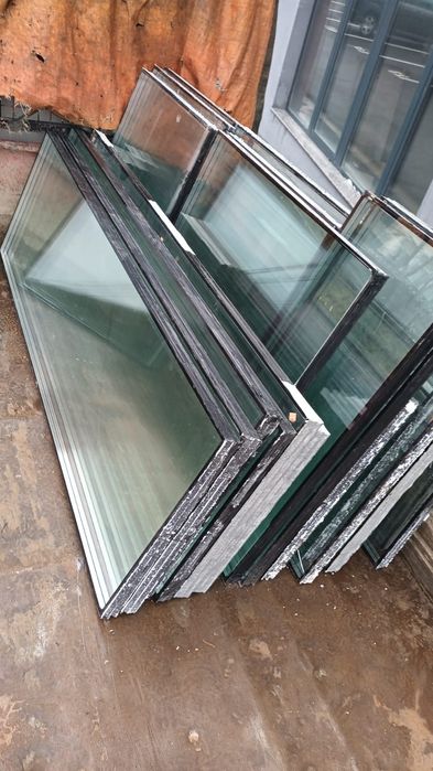 Debarasări moloz curata poduri beciuri coborât de la etaj