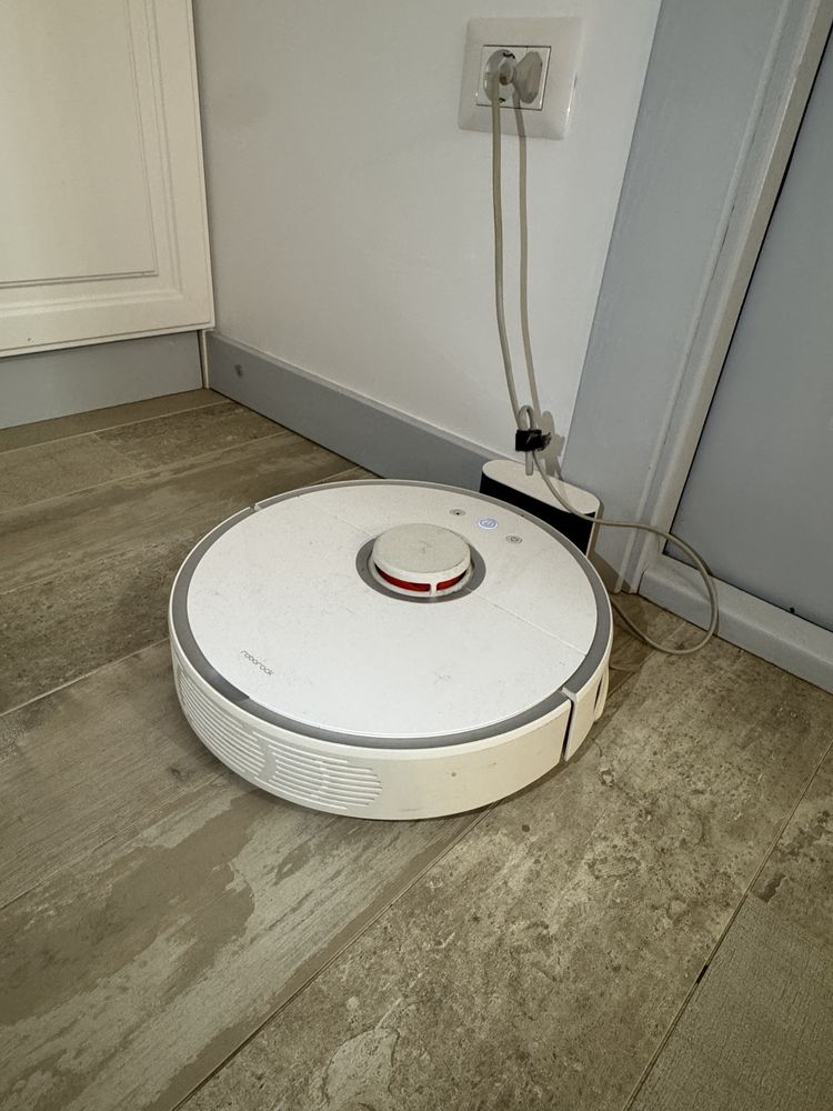 Mi Roborock Robot Vacuum Cleaner 2  / folosit câteva luni |