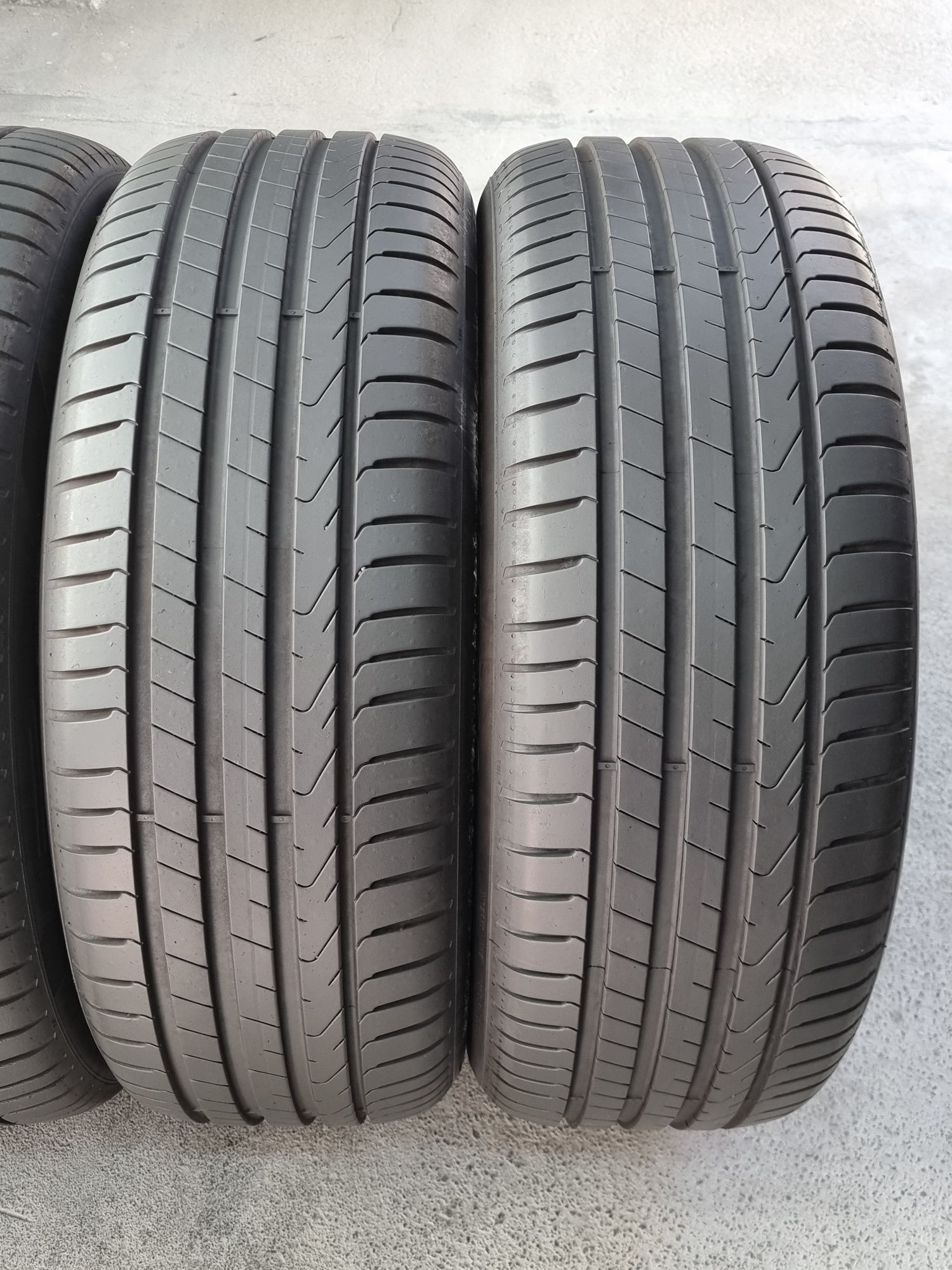 "Dot 22" 235/55/18 Pirelli 4Броя: 500лв 7мм