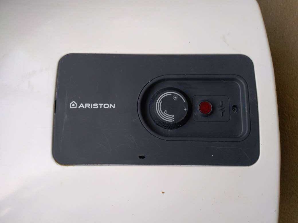 Бойлер Ariston - нагревател