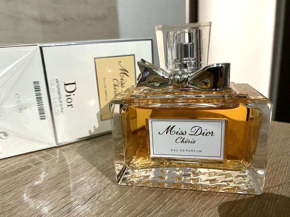 Miss Dior Cherie 100 ml. de damă + reduceri