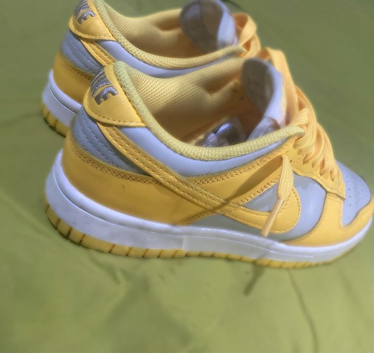 nike dunk low citron pulse