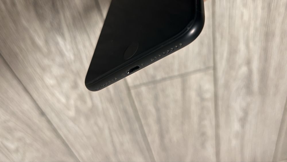 Vând iphone 7 plus - stare foarte buna