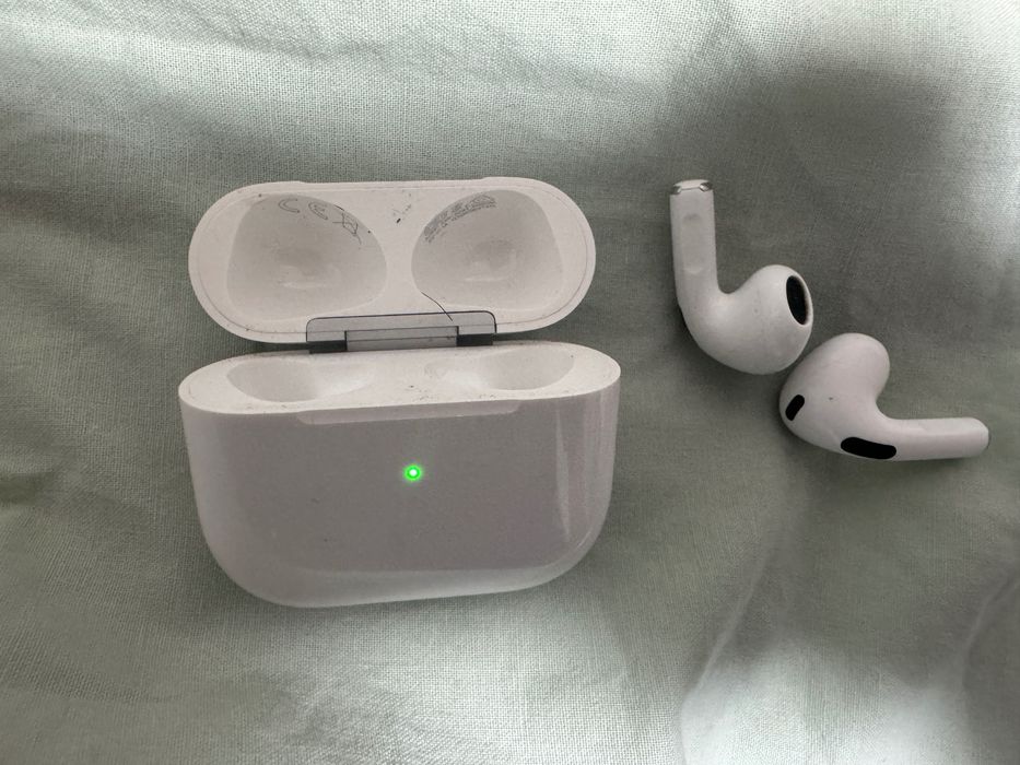 Airpods 3 наушник
