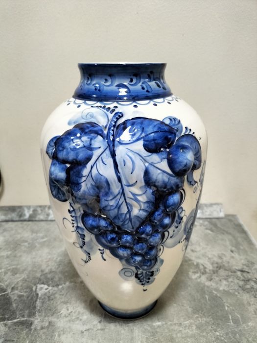 Продам советскую вазу .