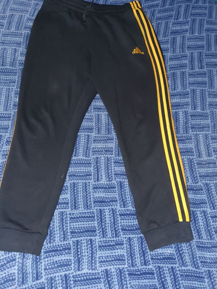 Pantaloni adidas