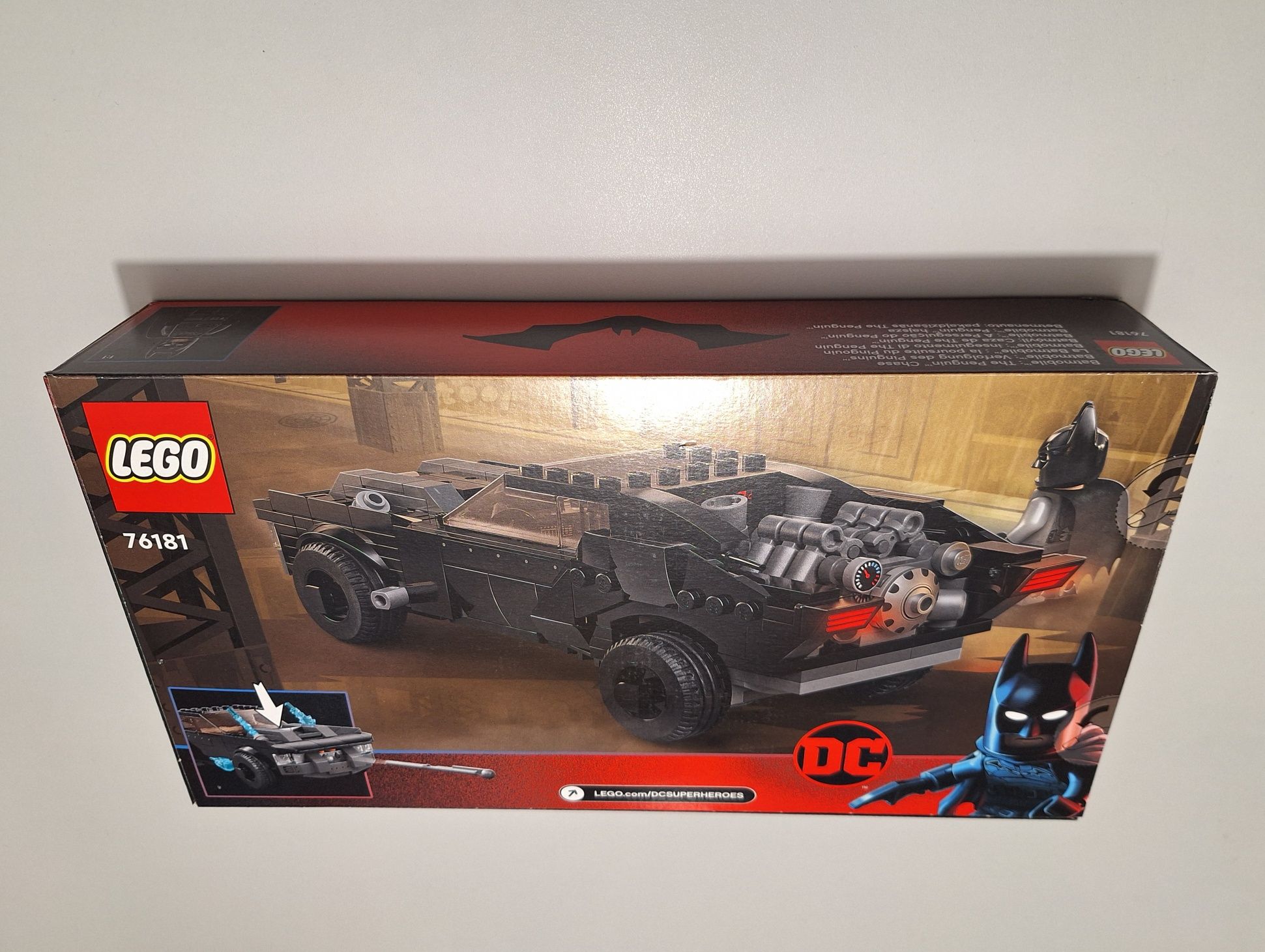 LEGO 76181 Batmobile: Urmarirea lui Penguin