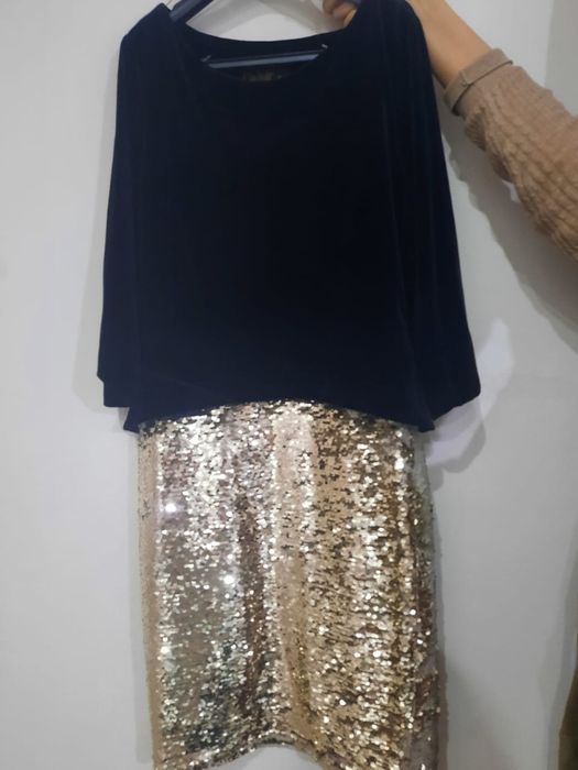 Платье вечернее с пайетками