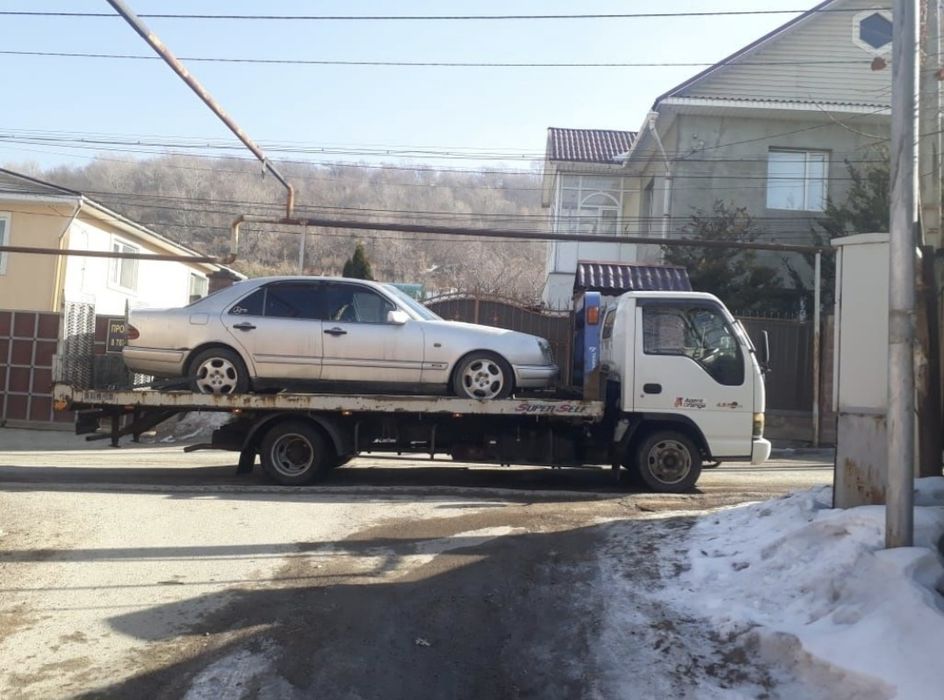 Продам эвакуатор Isuzu Elf