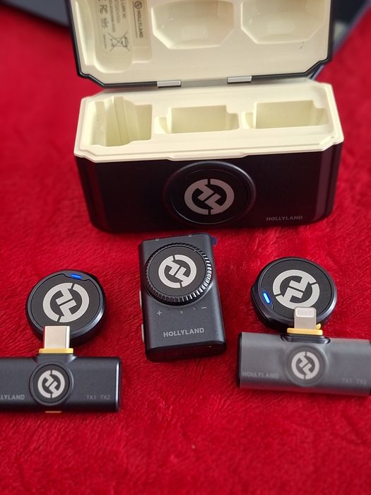 Hollyland LARK M2S Combo Wireless Lavalier Microphone Combo