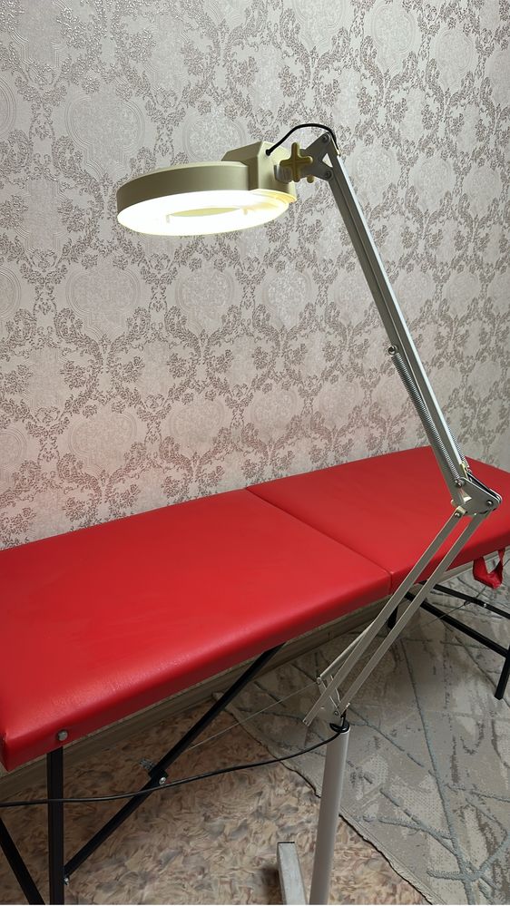 Продам срочно кушетку