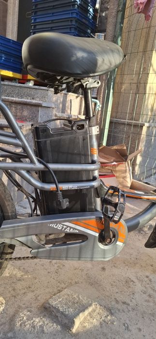 Elektro velik, Batariya 2ta, 60-70km yuradi bitta zarayd bilan.