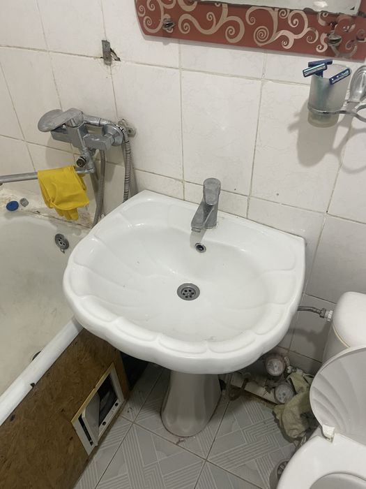 Сдаётся 2-комн.4этаж,9мкр