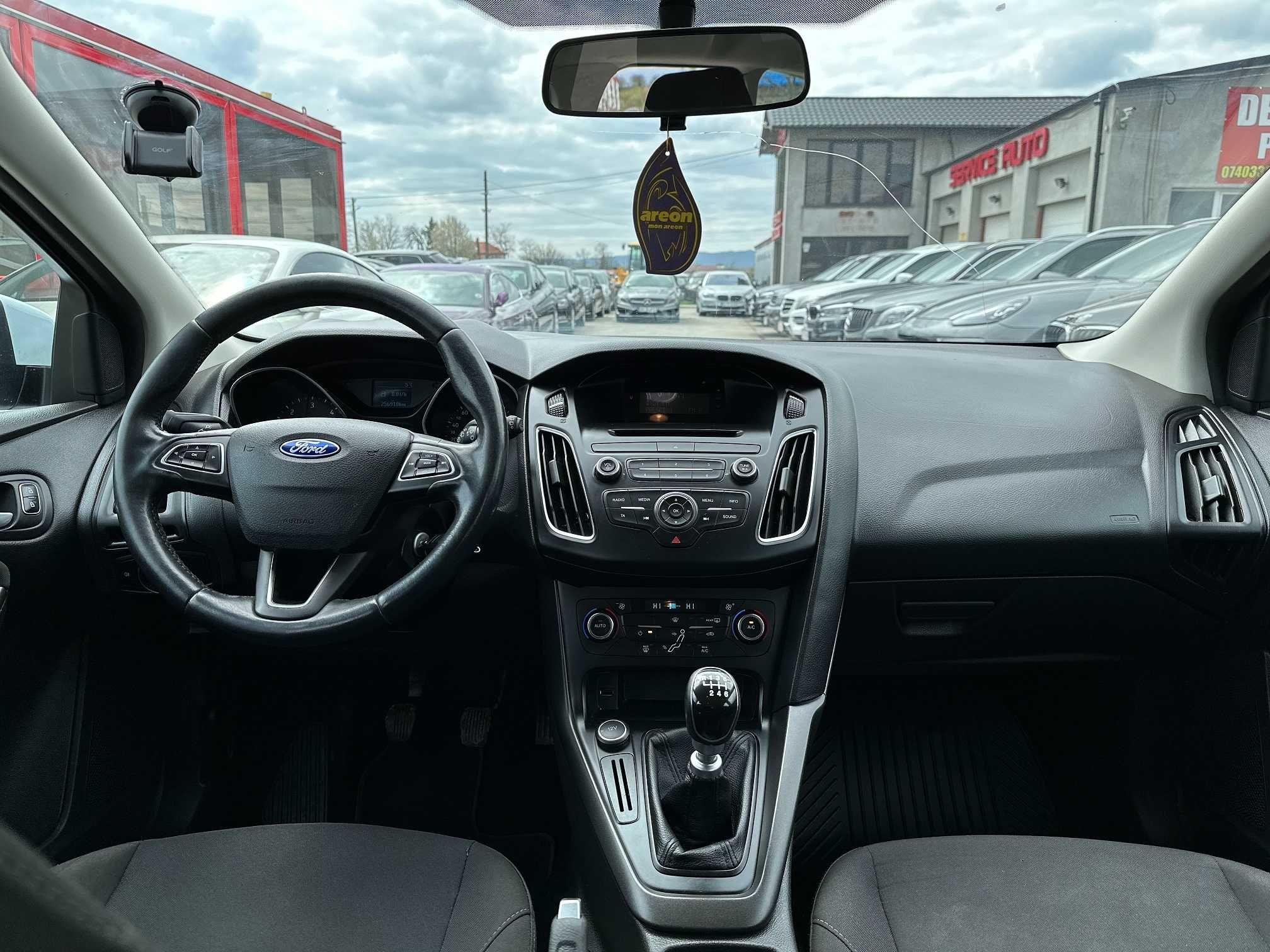 Ford Focus 1,5 tdci 2018 accept variante !!!