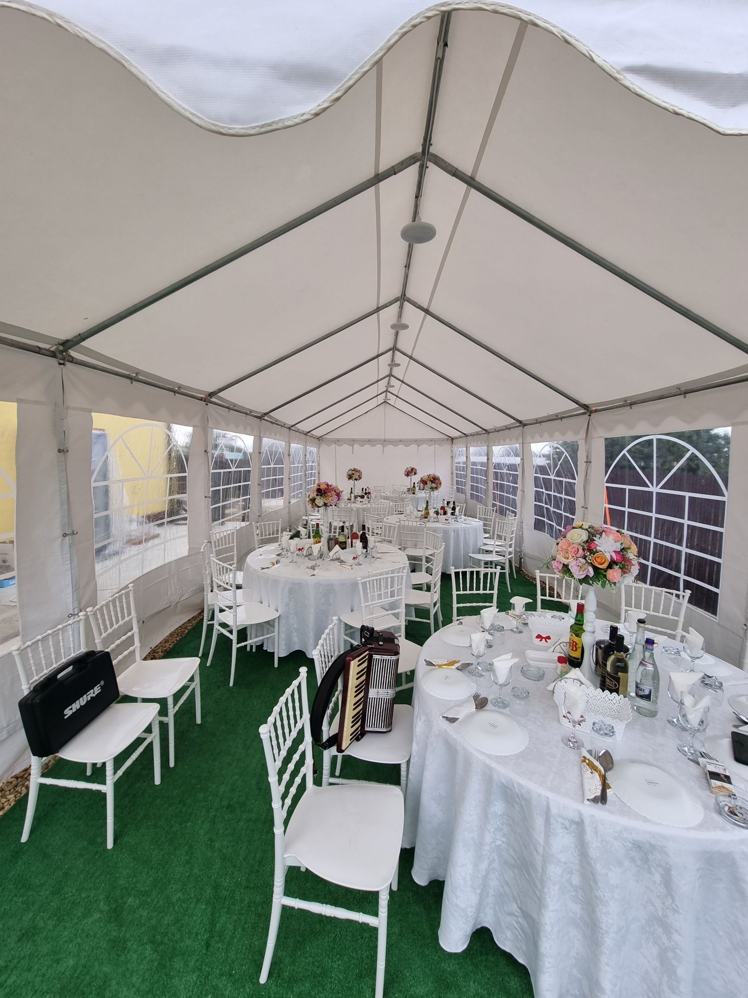 Corturi evenimente Dambovita Vitrine Frigorifice Panou floral Arcada