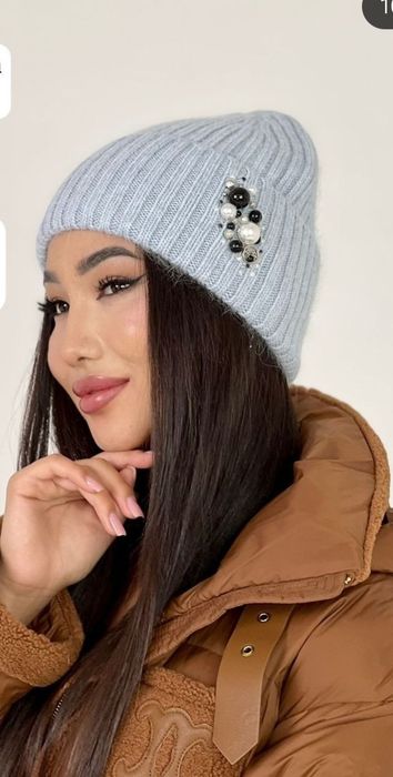 Женская шапка ангора