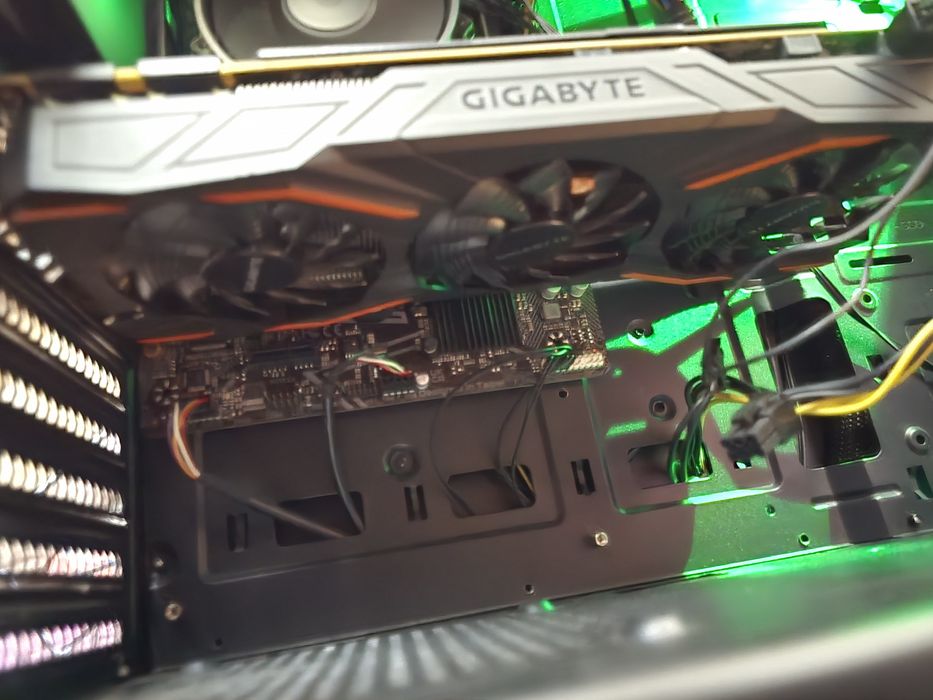 в продаже gtx 1070