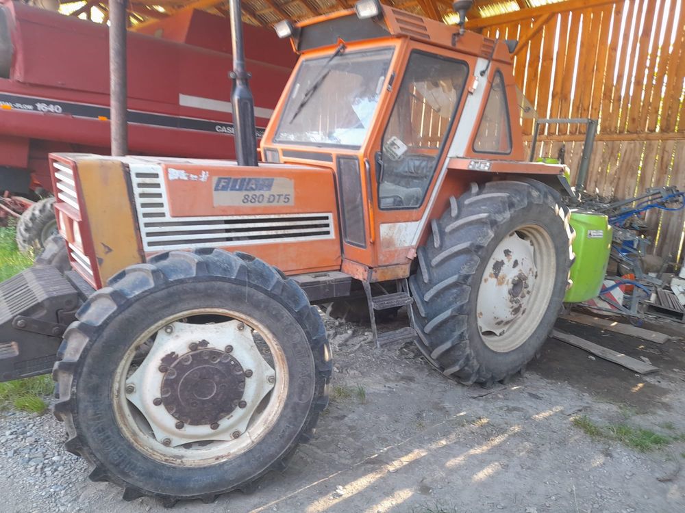 Vand Tractor Fiat 880 (5 pistoane)