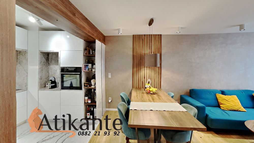 Продава се Двустаен апартамент в София, Център - 72 кв.м за 4139 €/кв.м - Снимка #2