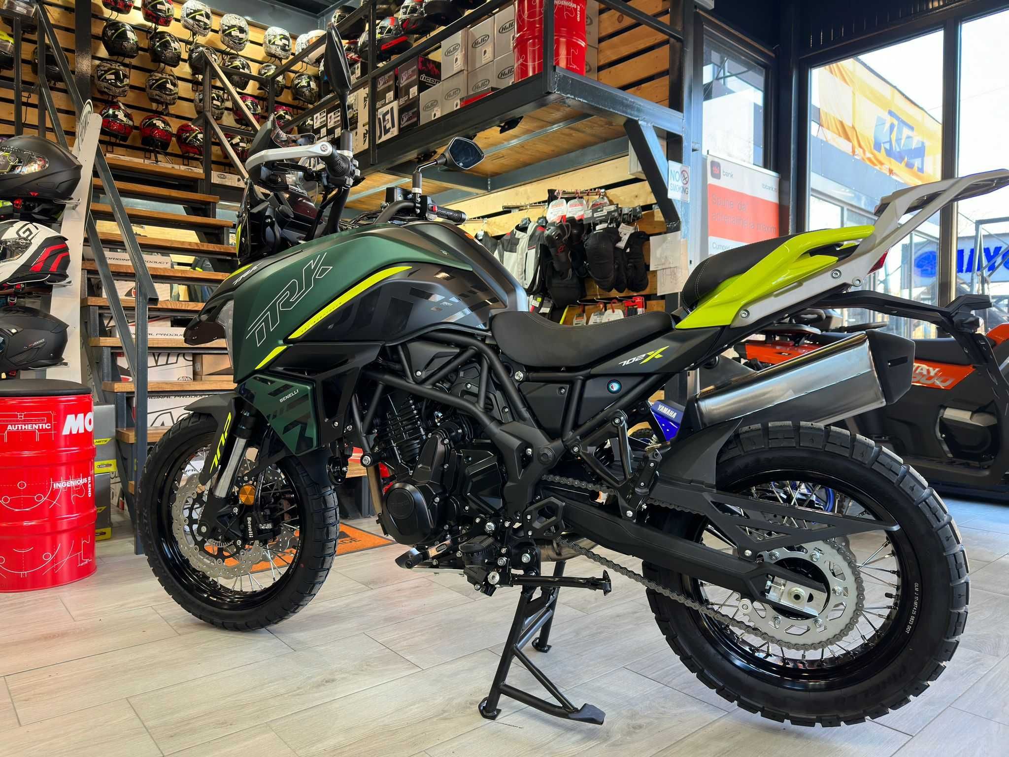 Benelli TRK 702X nou-pret SPECIAL prin EST BIKE Campina