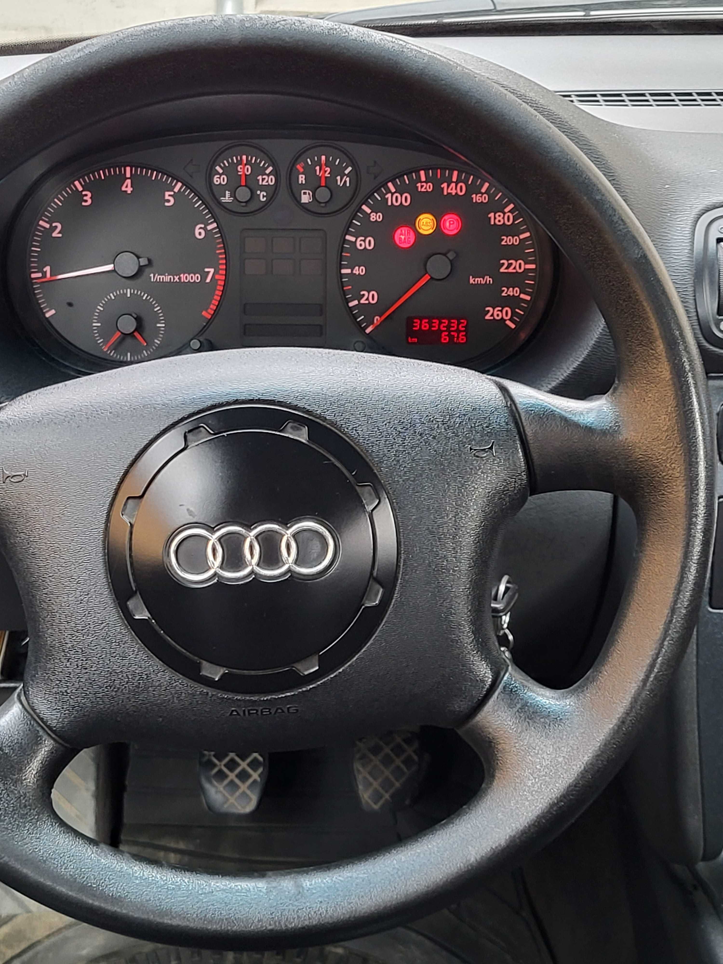Ауди А3 /1.6 I- 97г