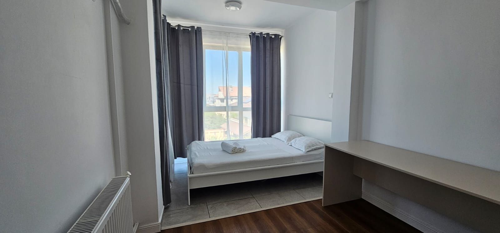 Închiriez apartament 3 camere