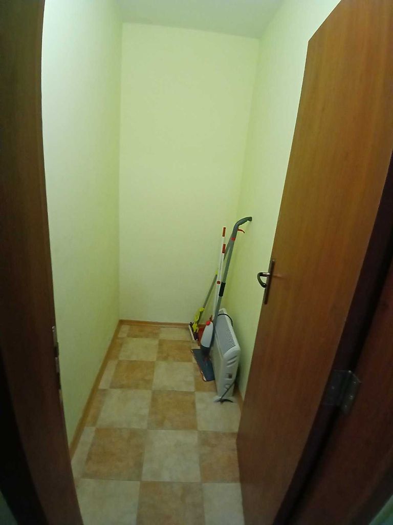 Продава се Тристаен апартамент в Варна, Левски - 85 кв.м за 3012 €/кв.м - Снимка #7