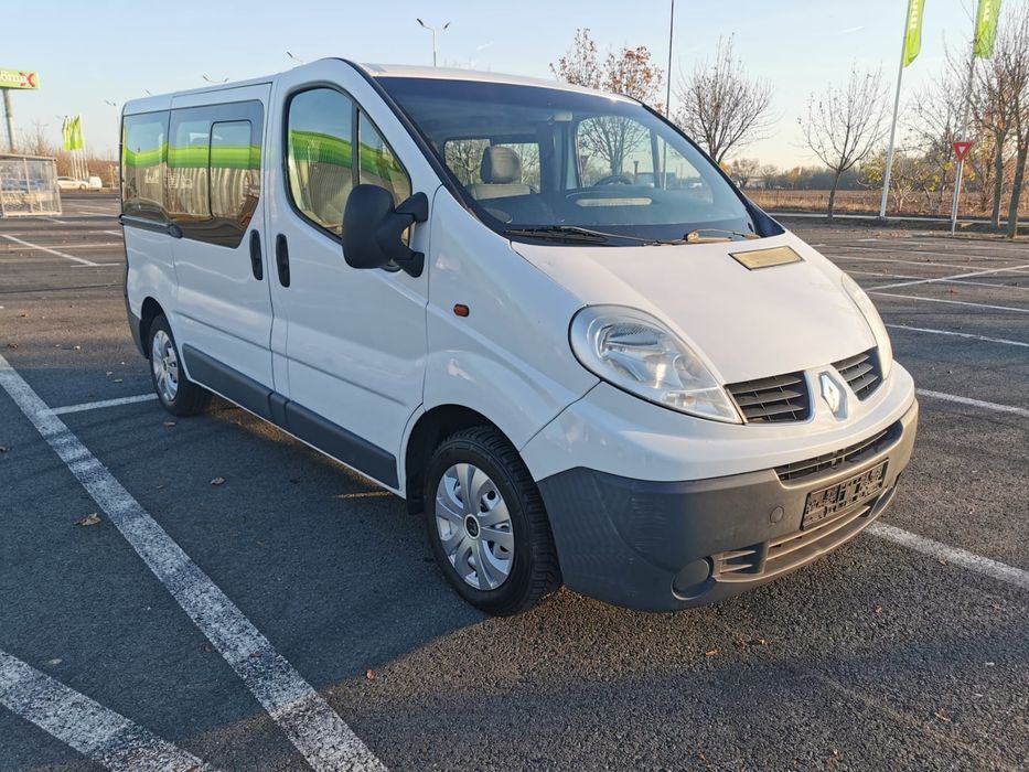 Renault Trafic / 8+1 (9 Locuri) - 2.0 dCi 115 CP - 2006