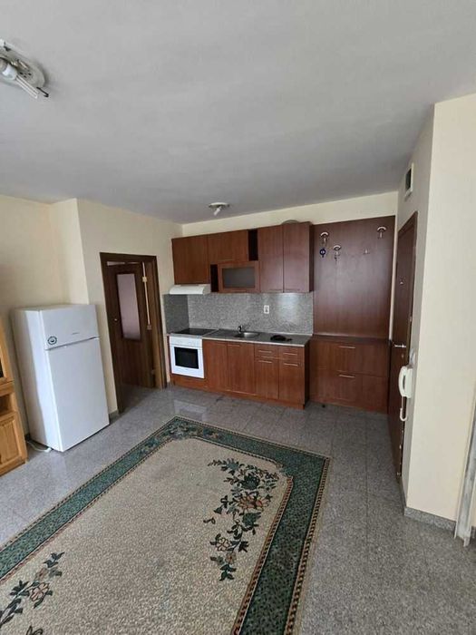 Двустаен апартамент Кючук Париж