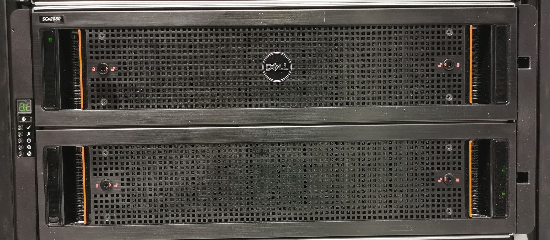Dell Compellent SC180 84 x 3.5" 4TB hdd