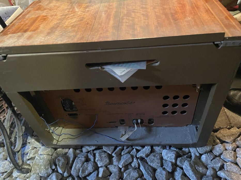 Руско радио с грамофон Восток57