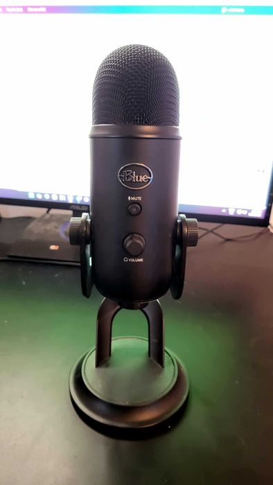 Microfon Profesional Blue Yeti