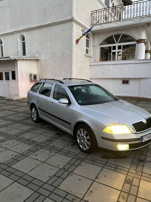 Skoda Octavia 2 
Motorizare 2.0 diesel 
Transmisie manual 6+1
Anul maș