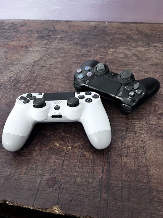 Vand Manete ps4 !