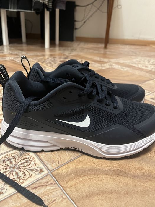 Кроссовки найк 41р