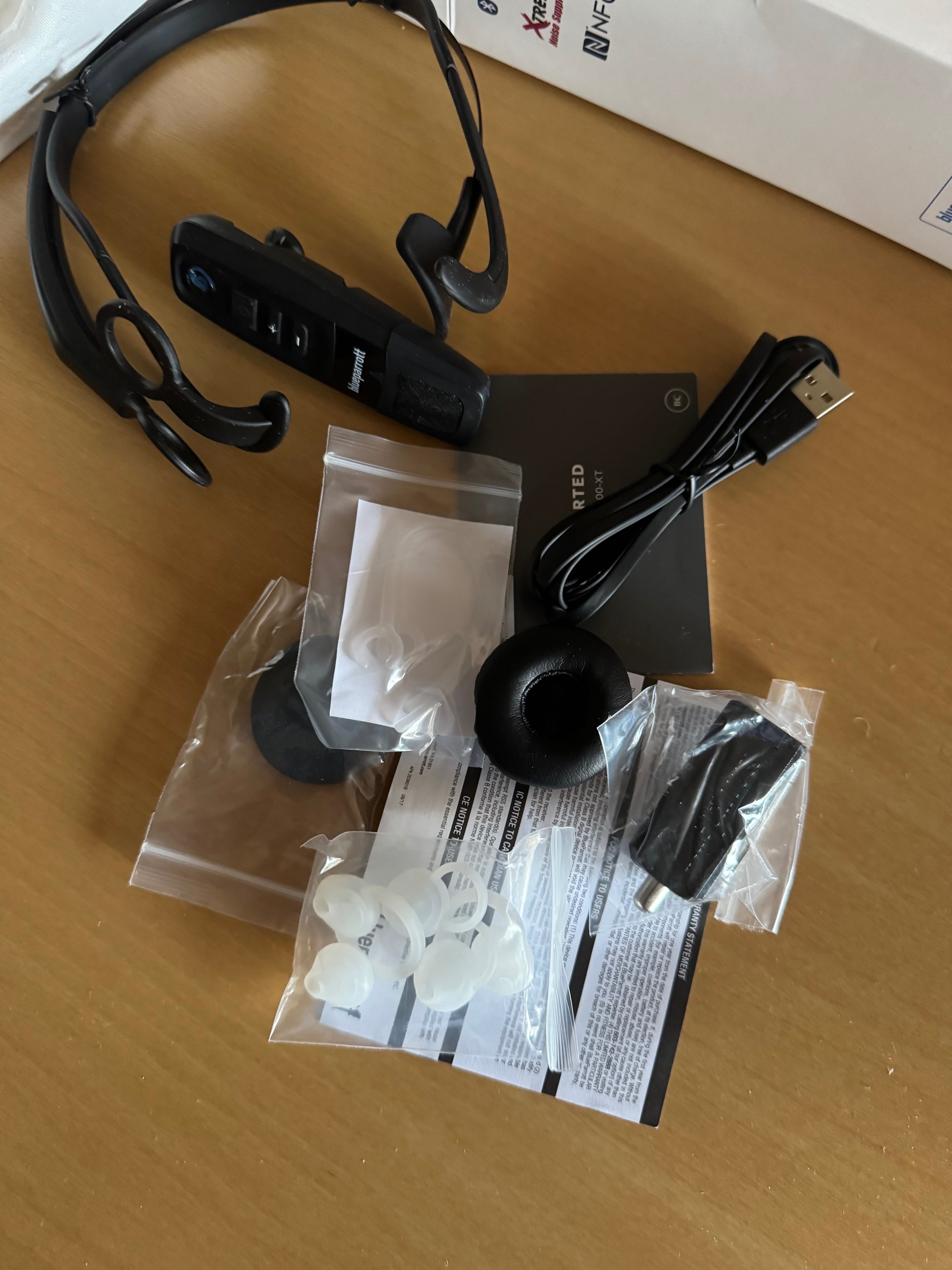 Професионална безжична слушалка BlueParrott C300-XT