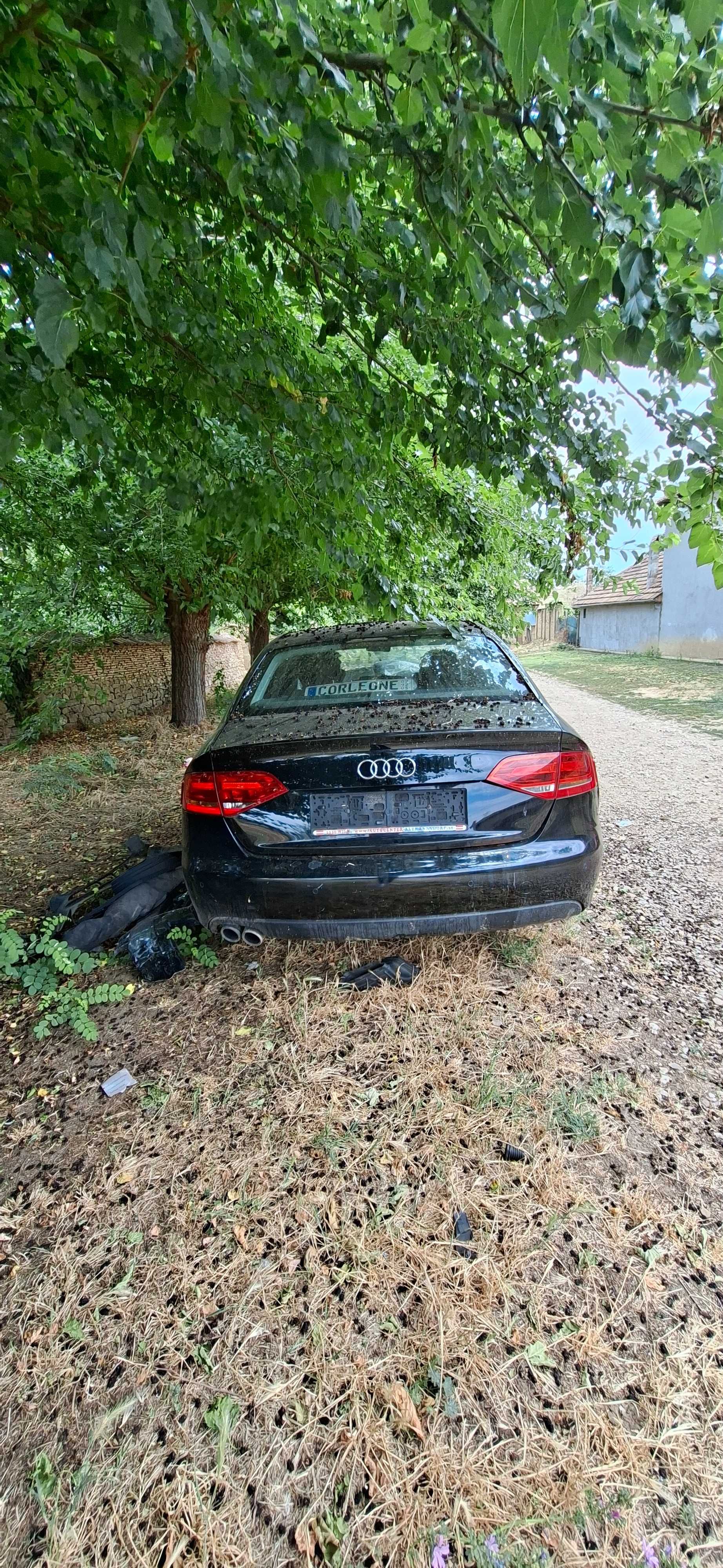 Ауди А4 1.8 TFSI на части или цяла