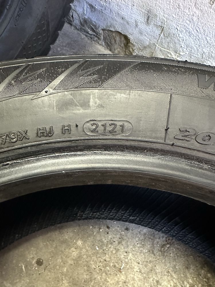 Зимние шины 205/60/R16