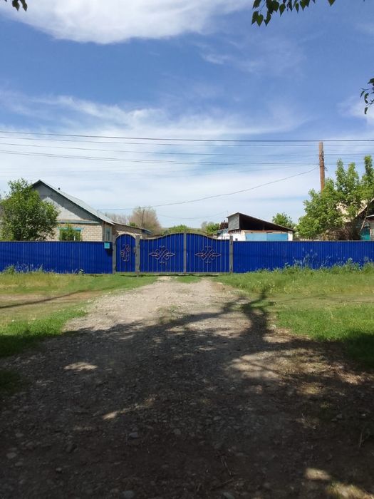 Продам добротный дом вдоль трассы
