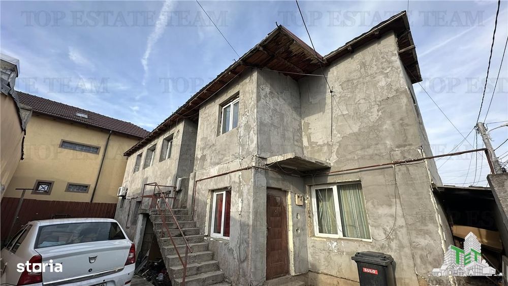 Casa individuala 6 camere de vanzare zona metrou Republica