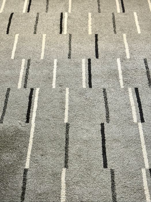 Продам ковер серый