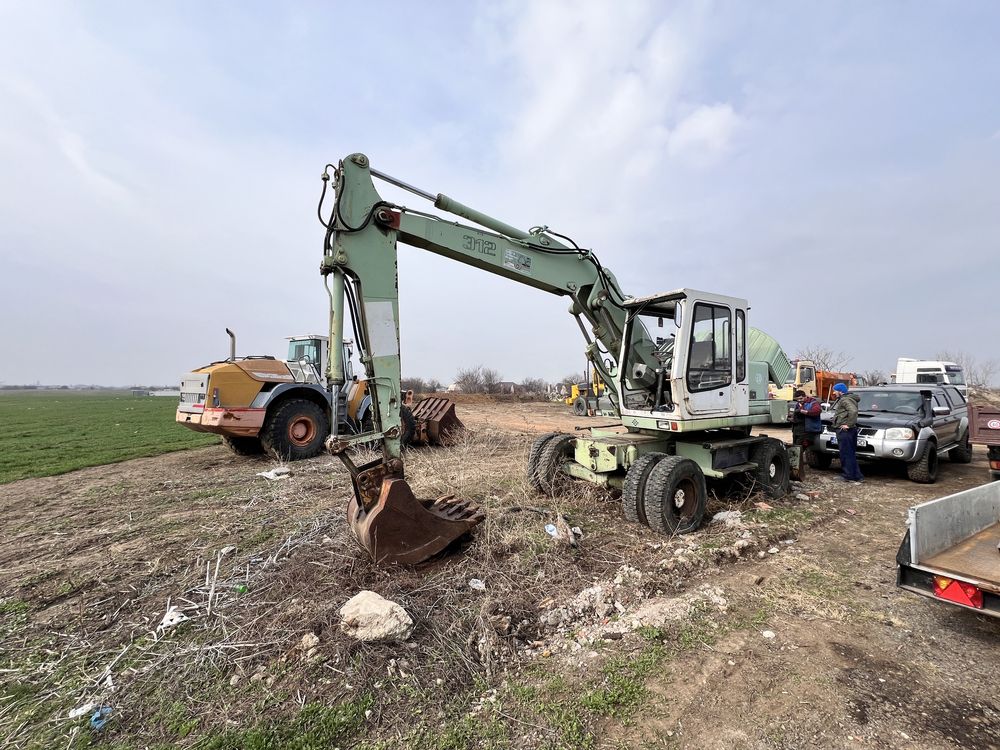 Vand excavator LIEBHERR A312