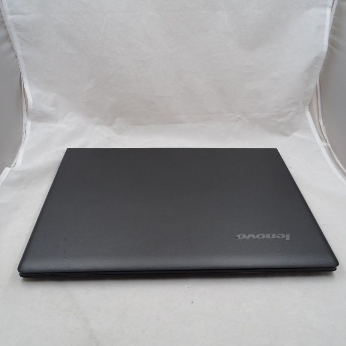 Лаптоп Lenovo B50-50 I3-5005U 8GB 256GB SSD с Windows 10 PRO