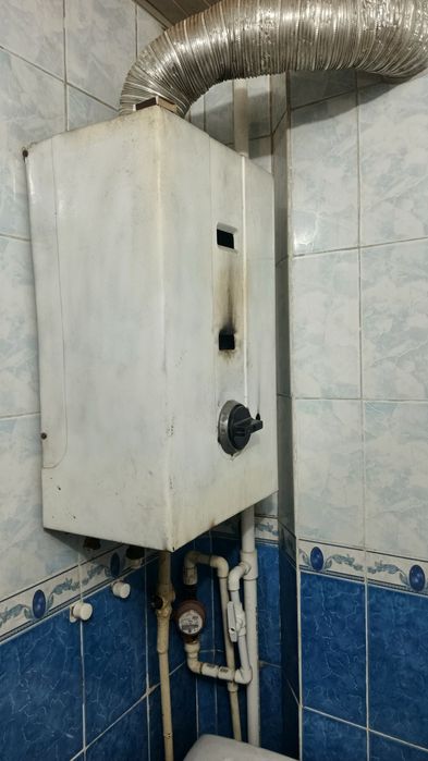 Продам газовую плиту и газовую колонку