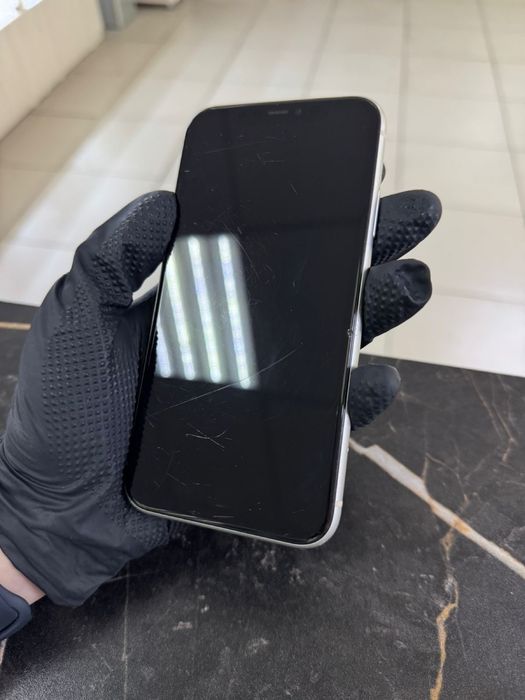 11 iphone акб 77  , 128 память