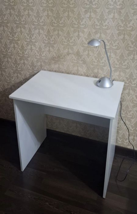 Стол письменный икея белый аккуратный