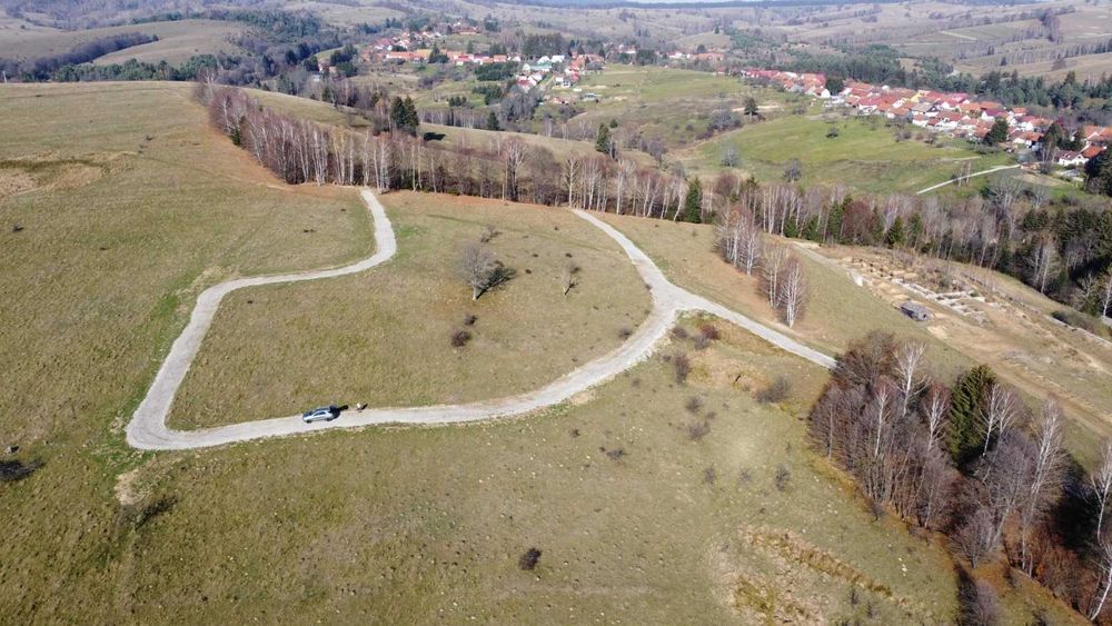 Parcele teren CABANA la  3 Ape Brebu Nou  jud. Caras Severin