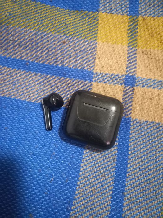 Продам наушники самсунг